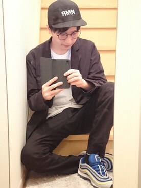 「NUMERALS（ヌメラルズ）のアイテム（帽子）」を使った、yutaさん（メンズ・171cm）の秋コーディネート