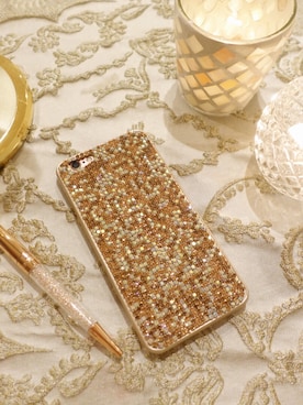 「iPhoneケース」｜「アイテム（財布/小物）」を使った、西川 瑞希さん（レディース・157cm）の冬コーディネート