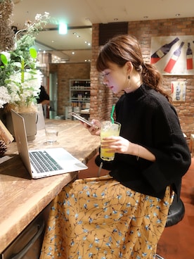 「M・A・C（マック）のアイテム（その他）」を使った、西川 瑞希さん（レディース・157cm）の冬コーディネート