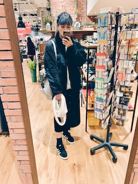 「TAIPEI」｜「アイテム（その他アウター）」を使った、TORUさん（レディース・171cm）の冬コーディネート