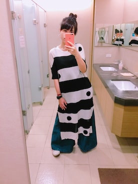 「TOMMY HILFIGER」｜「アイテム（ワンピース/ドレス）」を使った、Jet Huangさん（レディース・165cm）の春コーディネート