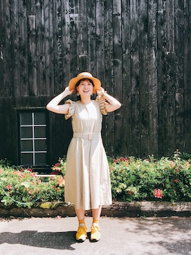 「アイテム（つなぎ/オールインワン、ベージュ系）」を使った、Jet Huangさん（レディース・165cm）の夏コーディネート