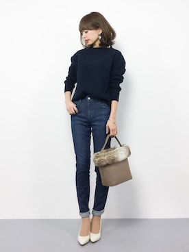 「salus（サルース）のアーモンドトゥ美脚ヒールパンプス（パンプス）」を使った、erikoさん（レディース・152cm）の冬コーディネート