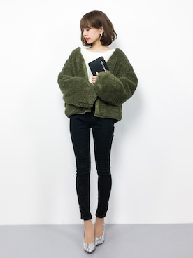 「salus（サルース）のアーモンドトゥ美脚ヒールパンプス（パンプス）」を使った、erikoさん（レディース・152cm）の冬コーディネート