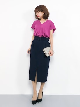 太ベルト前スリットタイトスカートを使った人気ファッションコーディネート Wear
