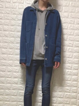 よつ🤣さんのコーディネート