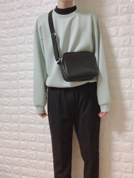 よつ🤣さんのコーディネート