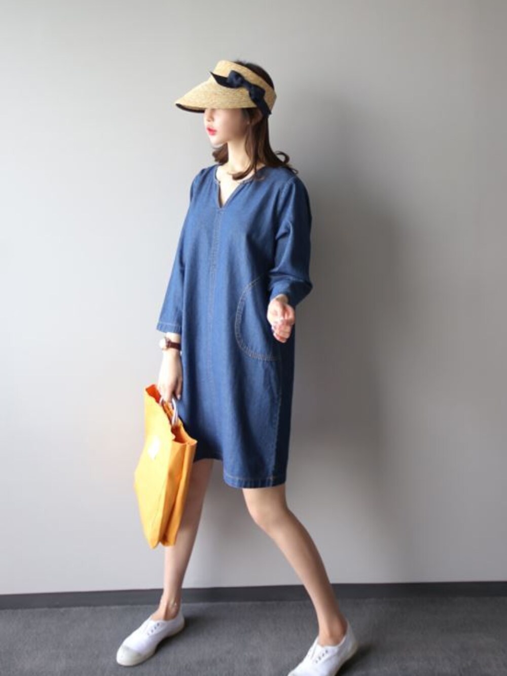 「韓国ファッション、ミンスショップ、minsshop」｜「minsshopのキヨミ♥デニムワンピース(全2色) （ワンピース、ブルー系）」を使った、minsshopさん（レディース・165cm）の春コーディネートの1枚目の写真