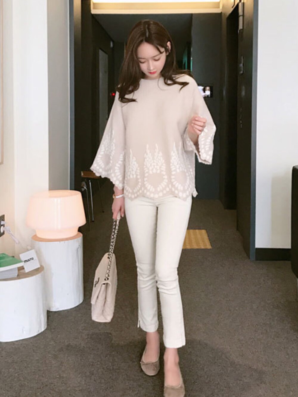 「ミンスショップ、minsshop、韓国ファション」｜「minsshopのWAVEドロップニット（ニット/セーター、ベージュ系）」を使った、minsshopさん（レディース・165cm）の秋コーディネートの1枚目の写真