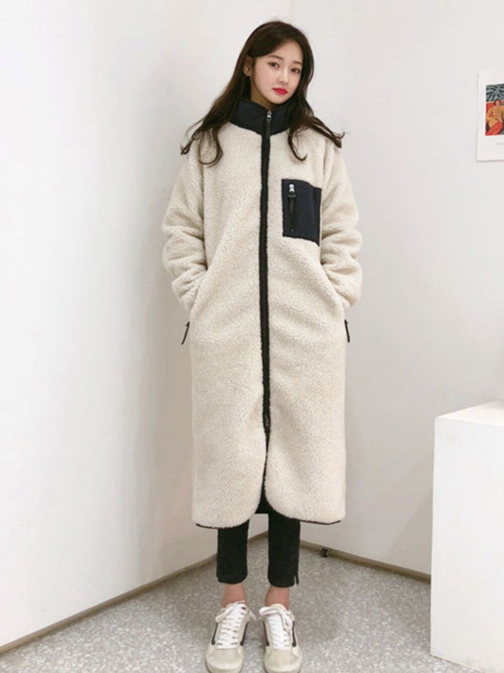 「韓国ファッション、ミンスショップ、minsshop」｜「minsshopのハイド羊毛フリース（その他アウター、ホワイト系）」を使った、minsshopさん（レディース・165cm）の秋コーディネートの1枚目の写真
