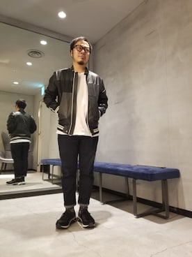 「DIESEL OSAKA」｜「アイテム（ライダースジャケット）」を使った、utさん（メンズ・160cm）の春コーディネート