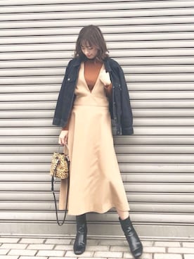 「ブラウン×ブラック」｜「アイテム（ジャンパースカート）」を使った、iori0319さん（レディース・161cm）の冬コーディネート