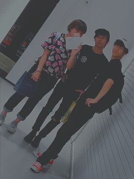 KON∀TSUさんのコーディネート