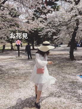 「PEACH JOHN（ピーチジョン）のアイテム（帽子）」を使った、Bonnie Huang さん（レディース・166cm）の春コーディネート