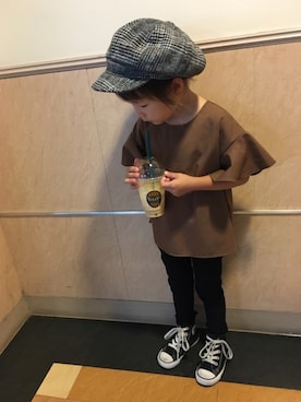 「Right-on（ライトオン）のアイテム（キャスケット）」を使った、NaYu☺︎さん（キッズ・100cm）の秋コーディネート
