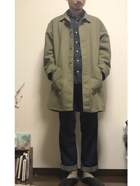 「YAECA」｜「アイテム（ダウンジャケット/コート）」を使った、みちにまようさん（メンズ・174cm）の春コーディネート