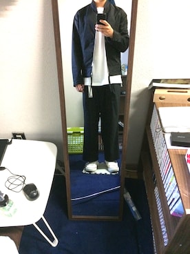 「エムエーワン」｜「アイテム（ブルゾン）」を使った、けんさん（メンズ・167cm）の春コーディネート