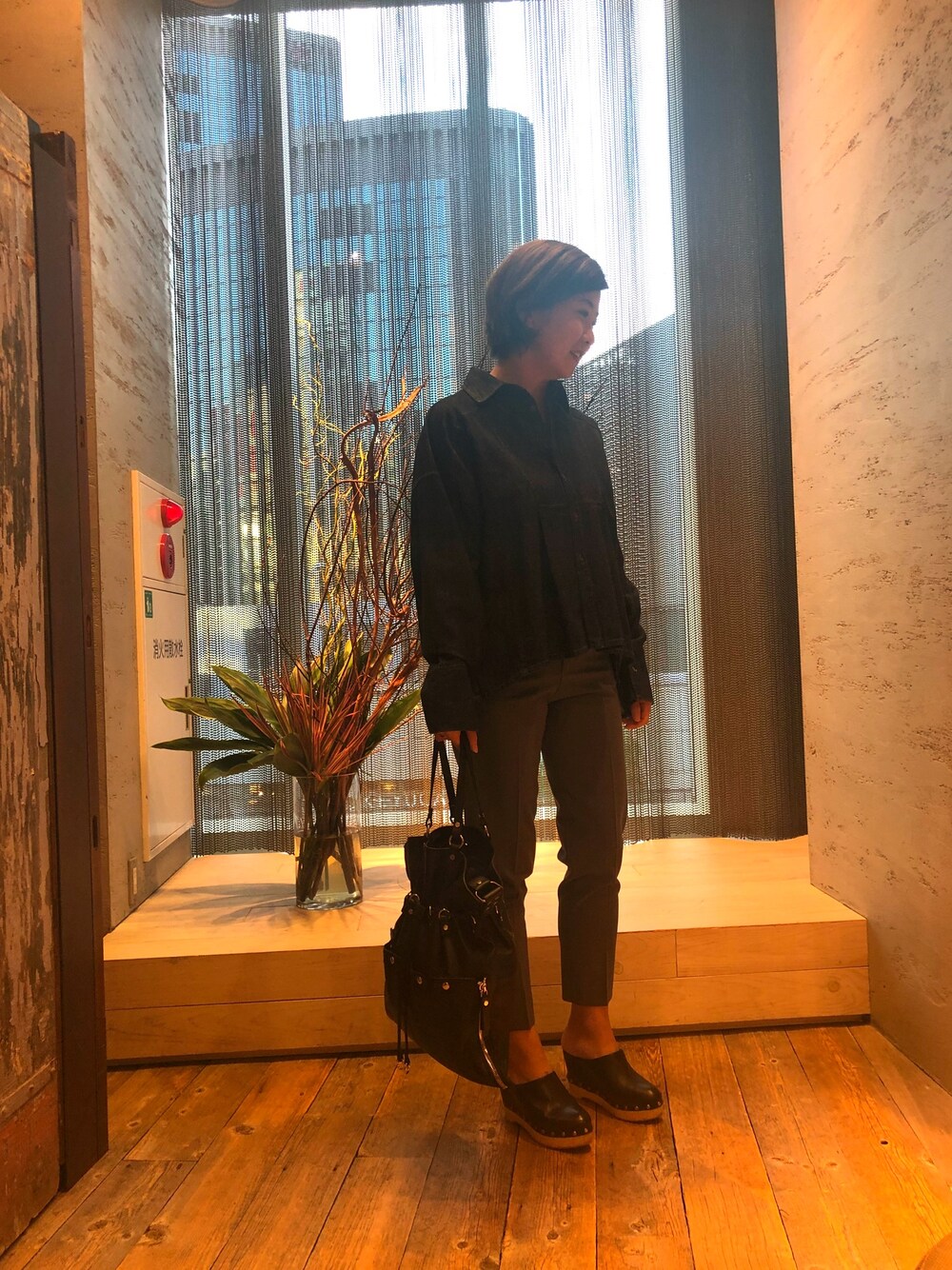 「DIESEL BLACK GOLDのアイテム（シャツ/ブラウス、ブラック系）」を使った、Zpさん（レディース・165cm）の夏コーディネートの1枚目の写真