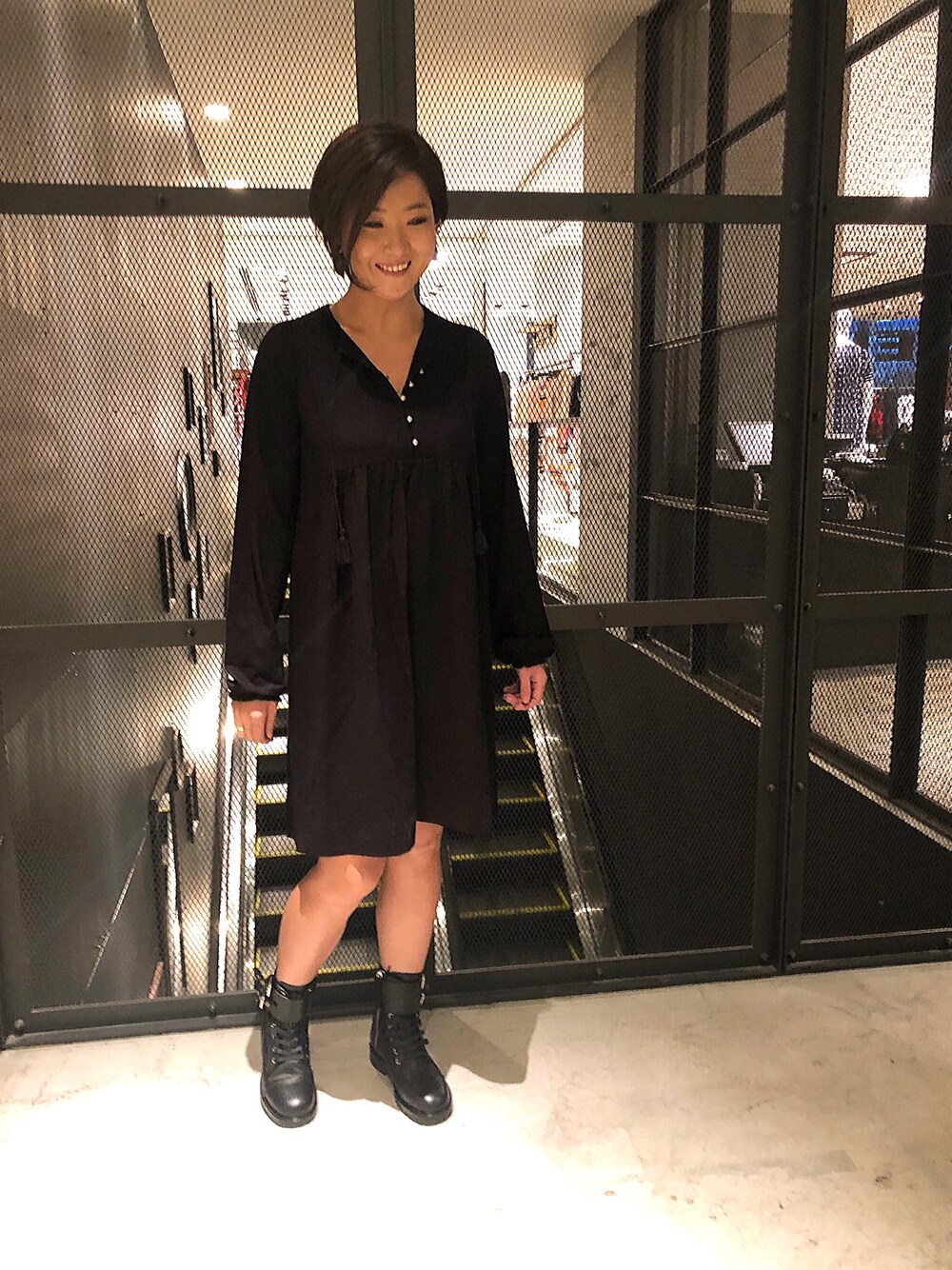 「Diesel、カジュアル、黒」｜「DIESEL BLACK GOLDのアイテム（ワンピース、ブラック系）」を使った、Zpさん（レディース・165cm）の夏コーディネートの1枚目の写真