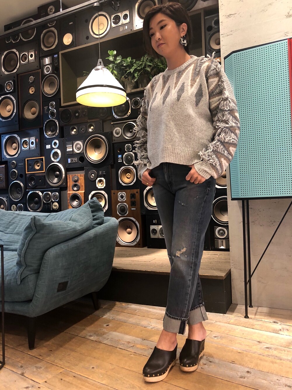 「カジュアル、デニム、プチプラコーデ、ラクチンコーデ」｜「DIESEL BLACK GOLDのアイテム（ニット/セーター、グレー系）」を使った、Zpさん（レディース・165cm）の秋コーディネートの1枚目の写真