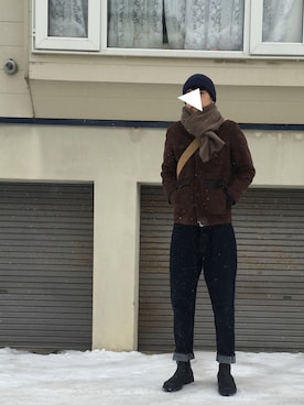 「アイテム（ニットキャップ/ビーニー、ブルー系）」を使った、UTさん（メンズ・185cm）の冬コーディネート
