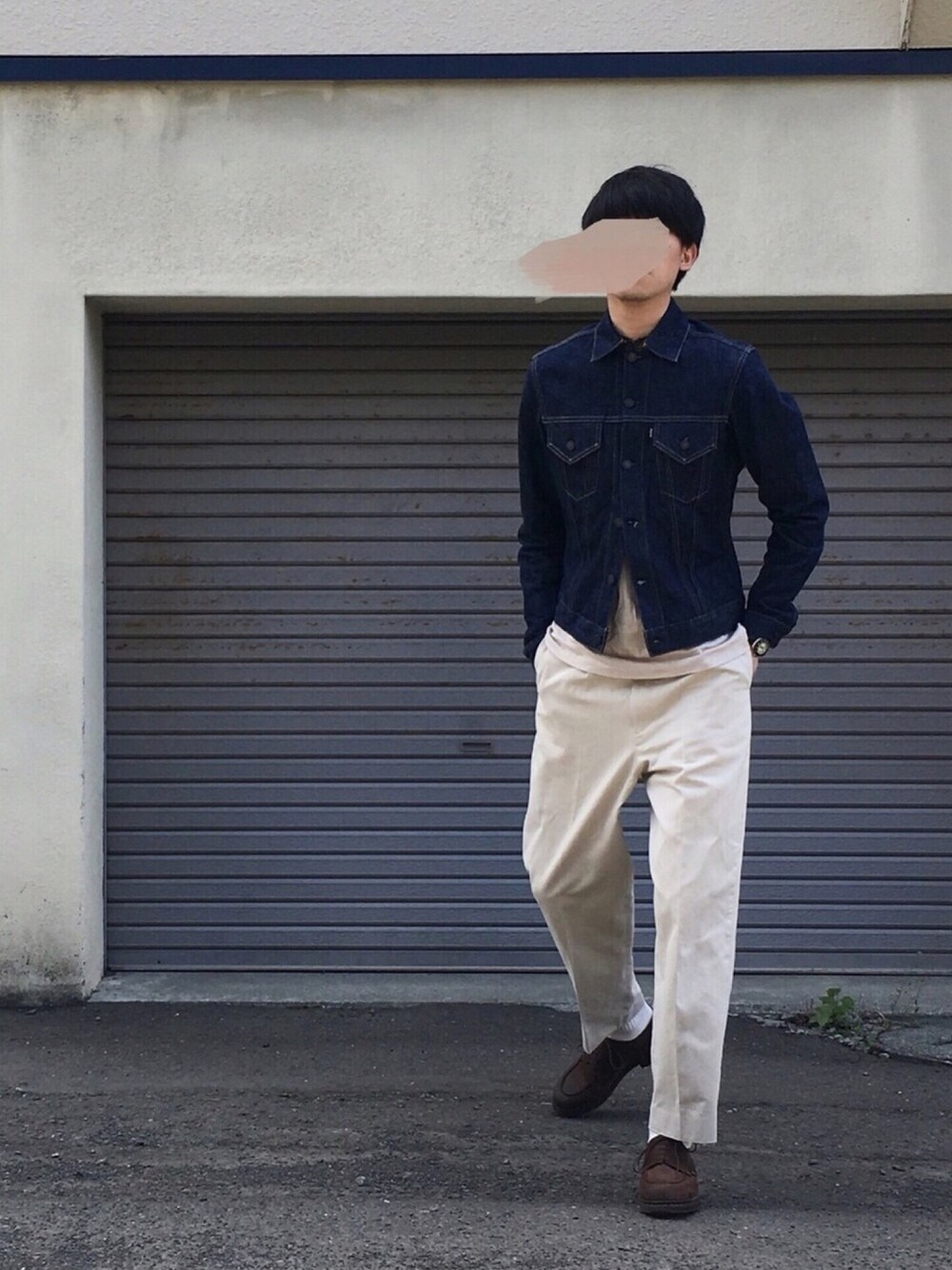 「シンプル、ワイドパンツ、ootd、デニムジャケット、チノパン、革靴」｜「Scyeの【scye(サイ)】デニムデタッチャブルカラージャケット MNS（デニムジャケット、ブルー系）」を使った、UTさん（メンズ・186cm）の春コーディネートの1枚目の写真
