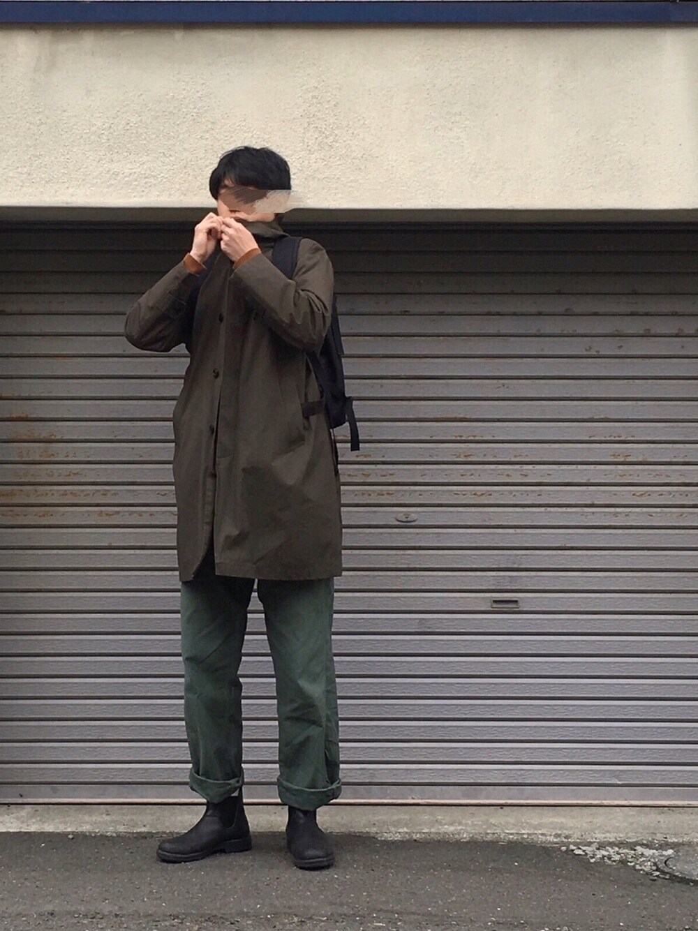 「秋冬、シンプル、休日スタイル、ブーツ、カーキ、ブラウン」｜「STILL BY HANDのアイテム（ジャケット/アウター、ブラウン系）」を使った、UTさん（メンズ・186cm）の秋コーディネートの1枚目の写真