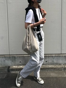 「アイテム（スマホケース/カバー、ホワイト系）」を使った、MӒIさん（レディース・172cm）の春コーディネート