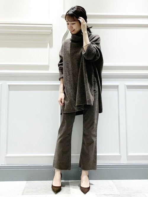 【Plage】イタリアヤーン サイドスリットハイネックプルオーバー plage（プラージュ）の「イタリアヤーン サイドスリット