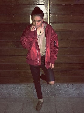 「Slightly Numb（スライトリーナム）のアイテム（パンツ）」を使った、呂原融さん（メンズ・172cm）の春コーディネート