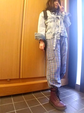「アイテム（ブーツ、パープル系）」を使った、池田 愛(Ikeda Ai)さん（レディース・160cm）の春コーディネート