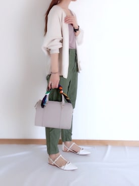 「グレージュ」｜「アイテム（財布/小物）」を使った、minimalist_aponさん（レディース・152cm）の春コーディネート