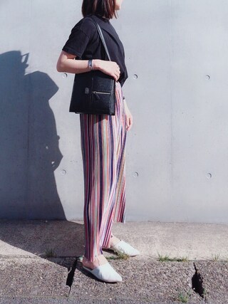 minimalist_apon is wearing DRESSTERIOR "OAD NEW YORK スクエアバッグ"