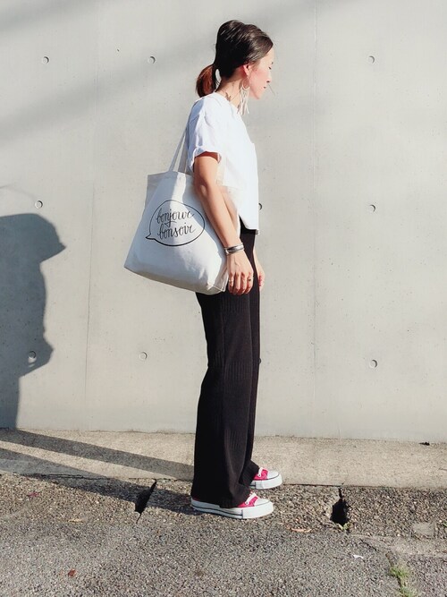minimalist_apon使用「ユニクロ（WOMEN ソフトフレンチテリーT（半袖））」的時尚穿搭