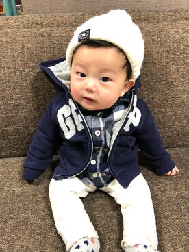 「babygap」｜「アイテム（ニットキャップ/ビーニー）」を使った、RooooMIさん（キッズ・70cm）の冬コーディネート