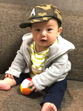 「babygap」｜「アイテム（キャップ）」を使った、RooooMIさん（キッズ・70cm）の冬コーディネート