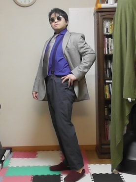 「HUGO BOSS（ヒューゴボス）のアイテム（ジャケット/アウター）」を使った、加藤智雅さん（メンズ・172cm）の秋コーディネート