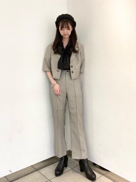 「ボウタイブラウス」｜「アイテム（ハンチング/ベレー帽）」を使った、みほさん（レディース・166cm）の秋コーディネート