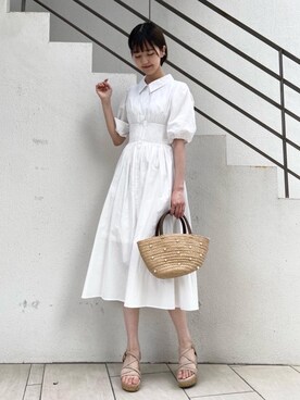 サンダル ベージュ系 を使った 白ワンピ の人気ファッションコーディネート Wear