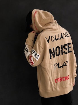 「アイテム（パーカー）」を使った、Ryutaさん（メンズ・170cm）の秋コーディネート