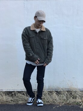 「AZUL by moussy（アズールバイマウジー）のアイテム（タンクトップ）」を使った、takumiさん（メンズ・172cm）の冬コーディネート