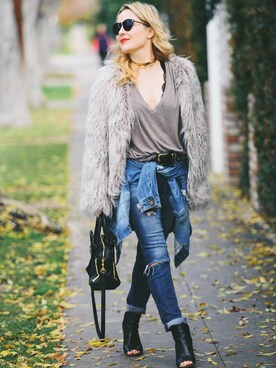 「faux fur」｜「アイテム（その他アウター）」を使った、Zia Domicさん（レディース・165cm）の冬コーディネート