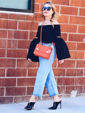 「HENRI BENDEL（ヘンリーベンデル）のアイテム」を使った、Zia Domicさん（レディース・165cm）の春コーディネート