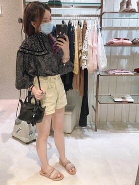 「LONGCHAMP（ロンシャン）のアイテム（バッグ、ブラック系）」を使った、dolla さん（レディース・160cm）の秋コーディネート