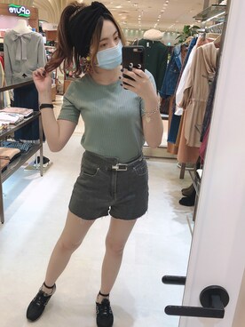 「NEW BALANCE（ニューバランス）のアイテム（シューズ、ブラック系）」を使った、dolla さん（レディース・160cm）の秋コーディネート