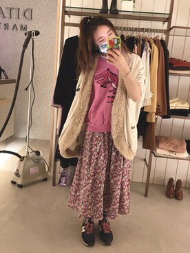 「NEW BALANCE（ニューバランス）のアイテム（シューズ、ブルー系）」を使った、dolla さん（レディース・160cm）の冬コーディネート