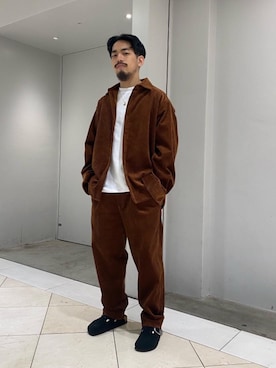 「RECOMMEND  ITEM STYLING」｜「アイテム（サンダル）」を使った、冨田　剛史さん（メンズ・165cm）の秋コーディネート