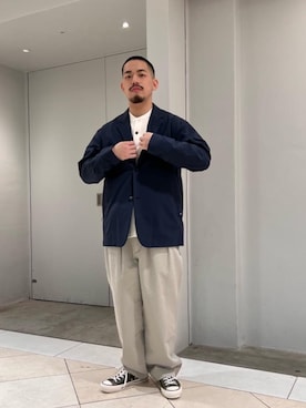 「Tシャツ/カットソー」｜「アイテム（ジャケット/アウター）」を使った、冨田　剛史さん（メンズ・165cm）の冬コーディネート