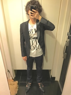 「ami（アミ）のアイテム（パンツ）」を使った、オカザキジョーさん（メンズ・174cm）の春コーディネート