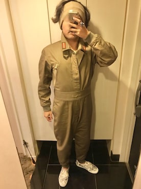 「アイテム（つなぎ/オールインワン、グリーン系）」を使った、オカザキジョーさん（メンズ・174cm）の秋コーディネート